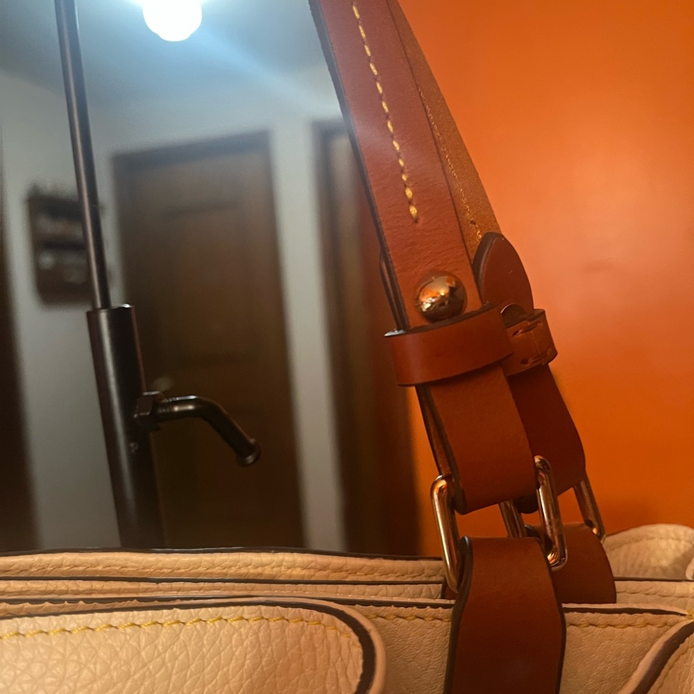 Dooney Bourke Handbag Bag Barlow  Pebbled Taupe Leather 2-Way EUC - Picture 4 of 14